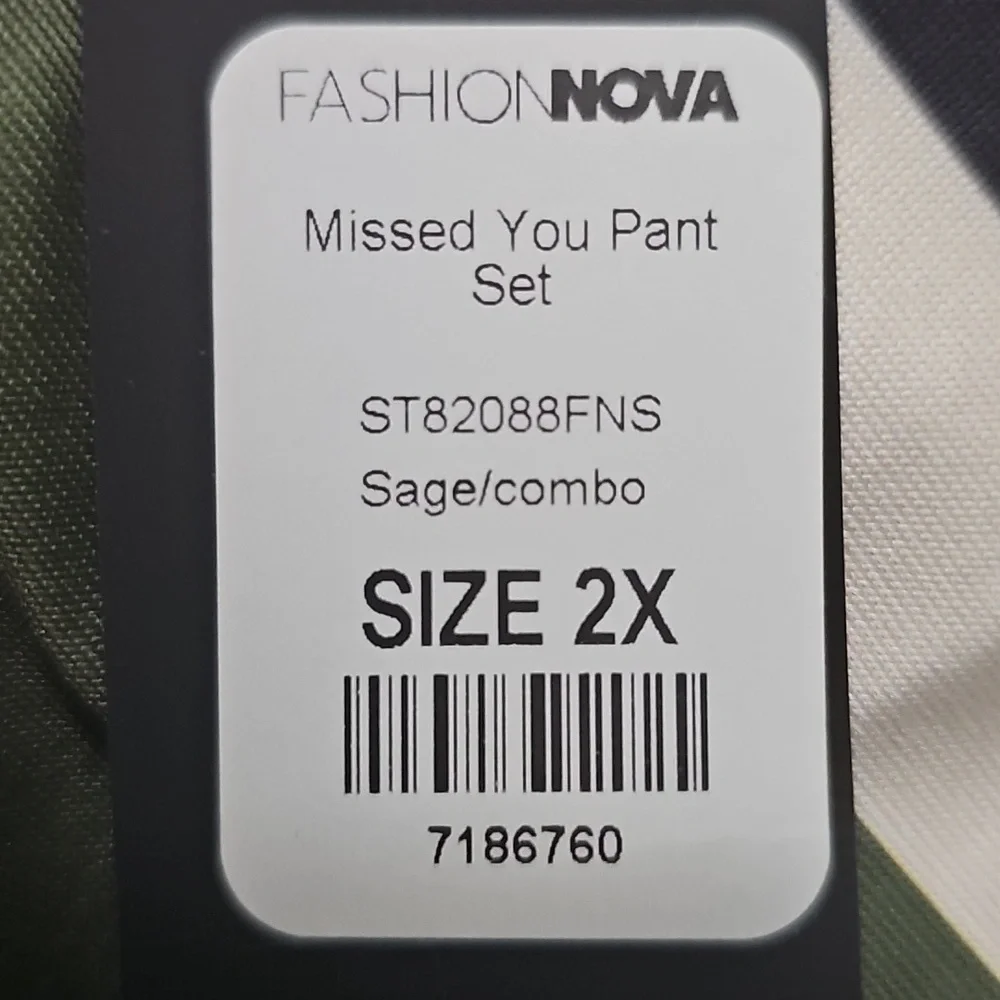 LAST CHANCE Fashion Nova Pant Set Sage Green Abstract Swirl Wide Leg 🌿 3x - Picture 3 of 6